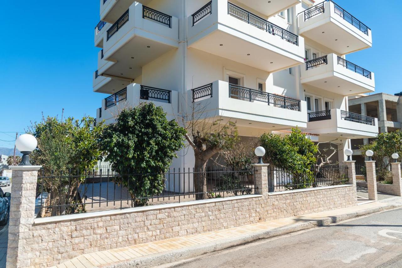 Bluewind Apartments - Near The Sea Kíssamos Exterior foto